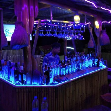 Soe Ko Ko Beach House & Restaurant Ngwesaung Bagian luar foto