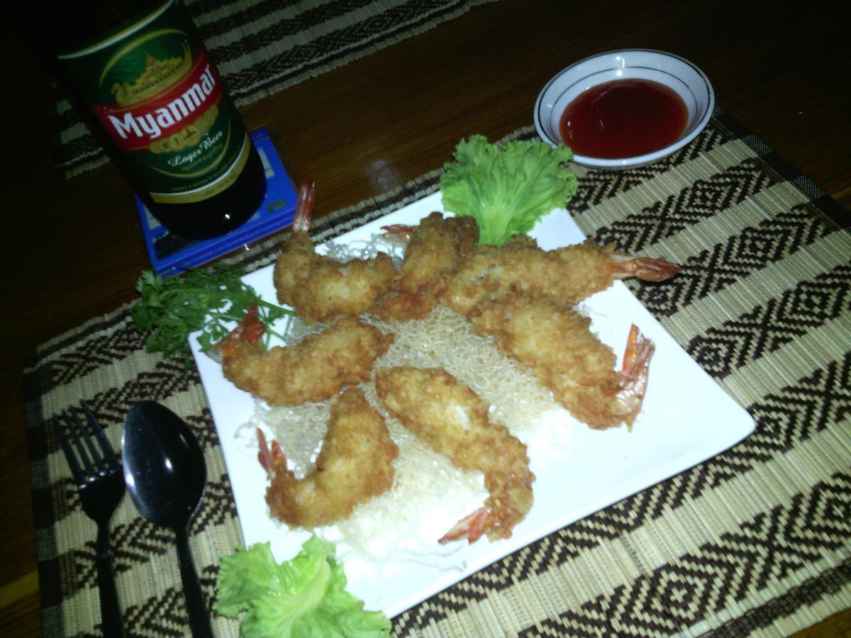 Soe Ko Ko Beach House & Restaurant Ngwesaung Bagian luar foto